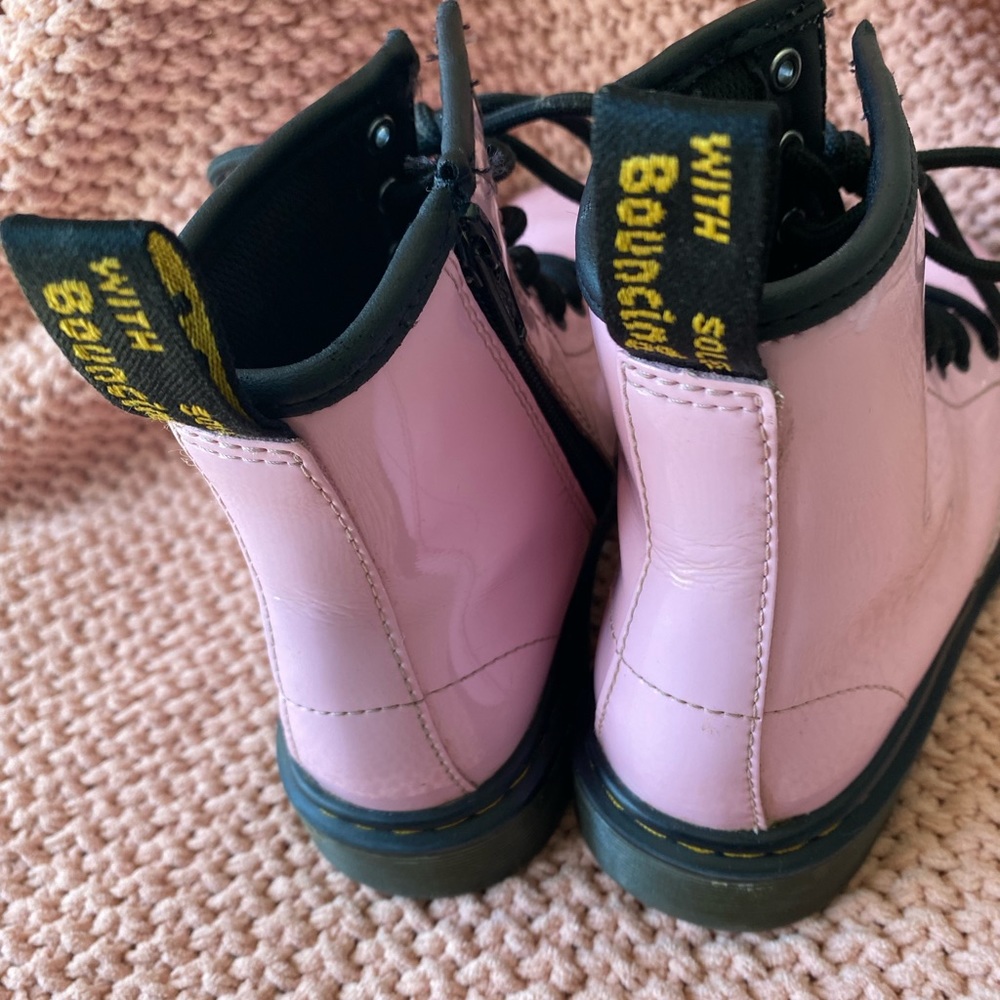 Doc Martin’s. - Picture 2 of 4